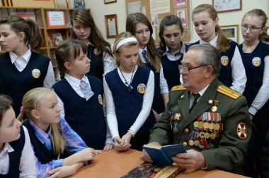 ДЕТЯМ ДЕТЕЙ РАССКАЖИТЕ… ЧТОБЫ ТОЖЕ ЗАПОМНИЛИ! ДЕТЯМ ДЕТЕЙ РАССКАЖИТЕ… ЧТОБЫ ТОЖЕ ЗАПОМНИЛИ!