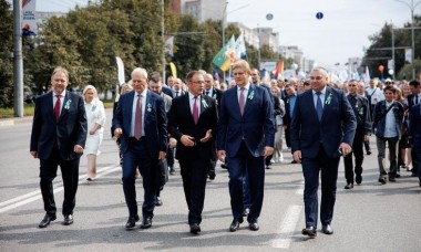 ПОЛПРЕД ПРЕЗИДЕНТА ВСТУПИЛ В ШАХТЕРСКИЕ РЯДЫ ПОЛПРЕД ПРЕЗИДЕНТА ВСТУПИЛ В ШАХТЕРСКИЕ РЯДЫ